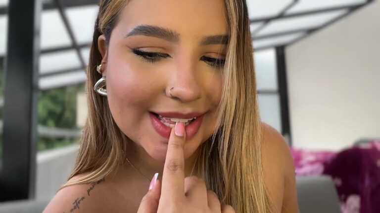 NataScott's Streamate show and profile