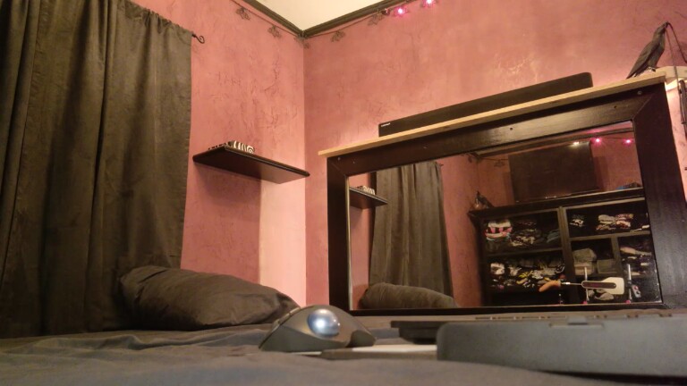 gothgirl_astrid's Streamate show and profile