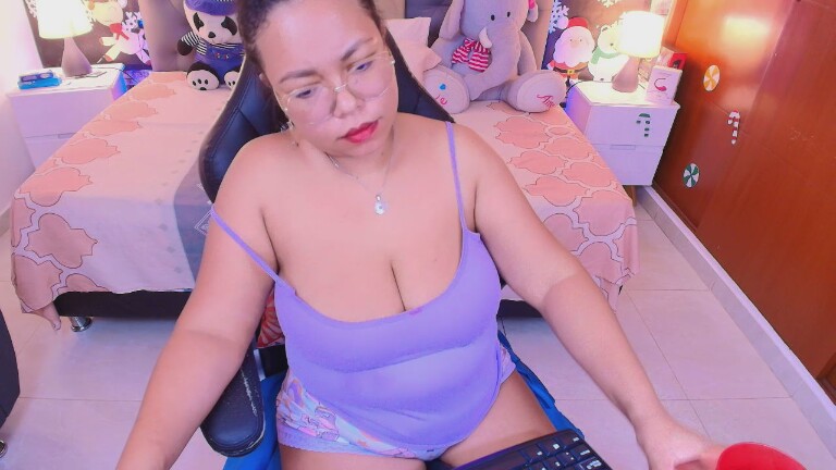 ItalyBoobs's Streamate show and profile