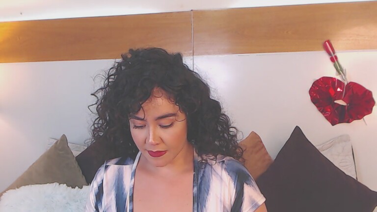 SeleneRisso's Streamate show and profile