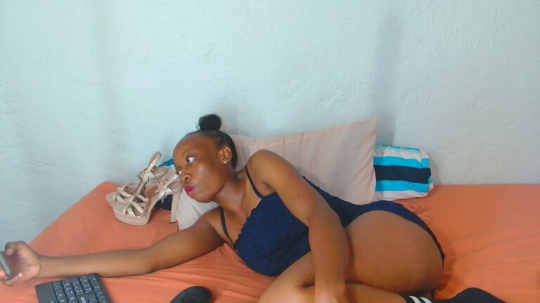 MakeMeWantIt93's Streamate show and profile