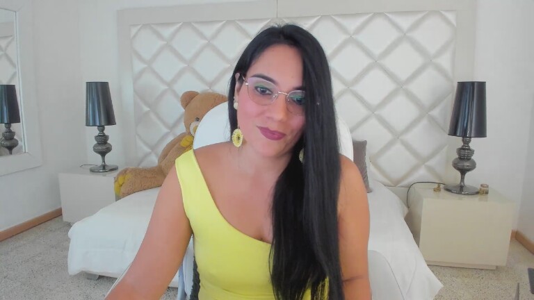 mia_sweetie's Streamate show and profile