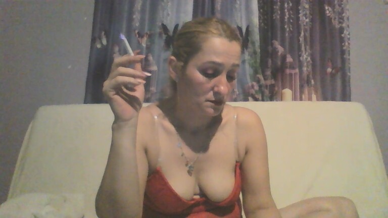 RANNIYA's Streamate show and profile