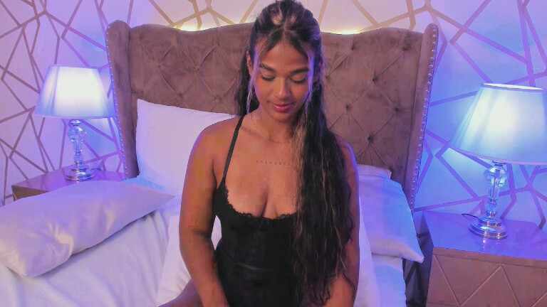 SaschaFit's Streamate show and profile