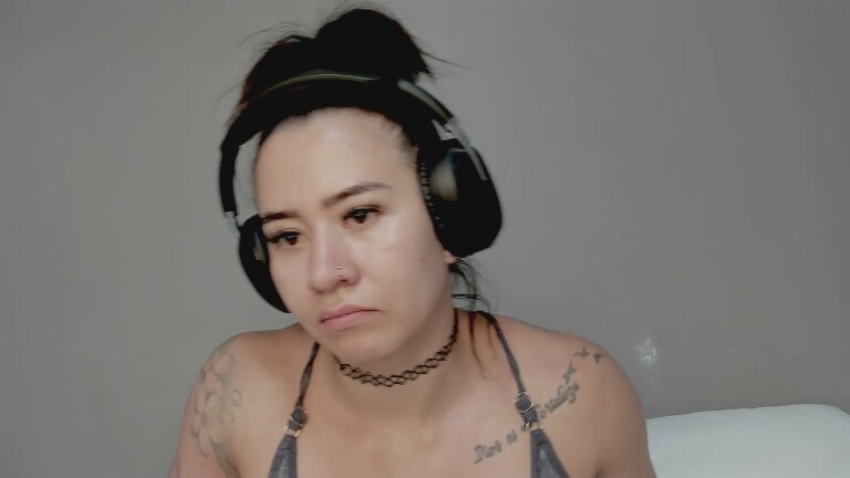 AngelMartins's Streamate show and profile