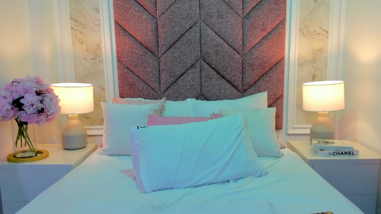 SusySwift's Streamate show and profile