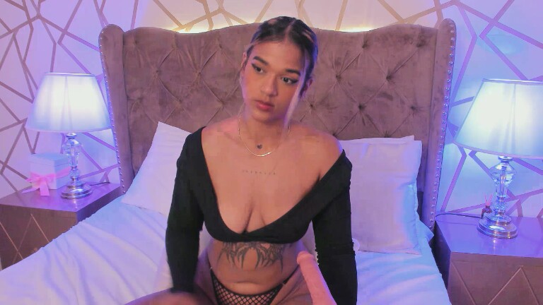 SaschaFit's Streamate show and profile