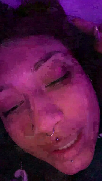 Ameliees's Streamate show and profile