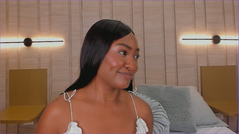 IvonneBrunettee's Streamate show and profile