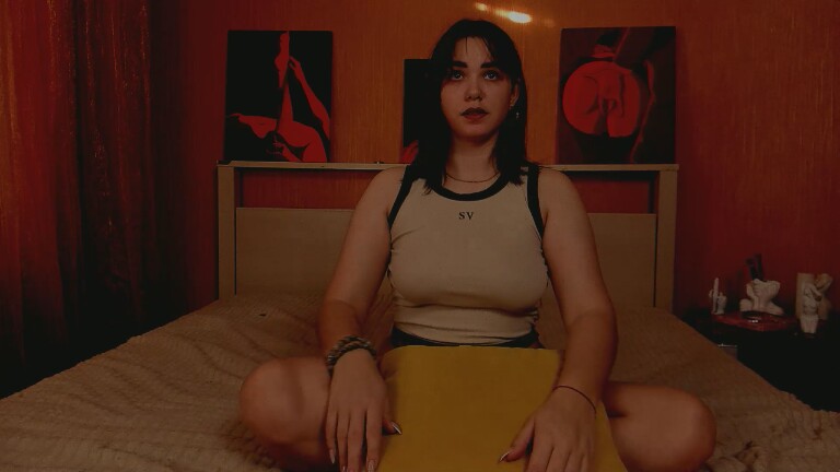 GlamNova's Streamate show and profile