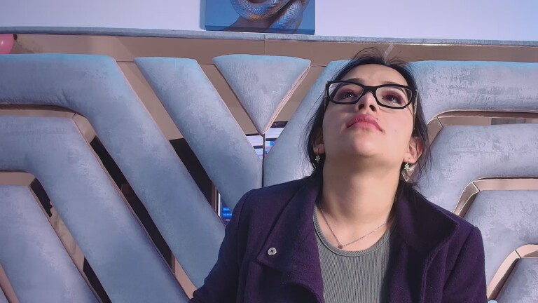 Lorein_dim's Streamate show and profile