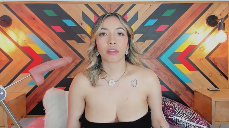 CelesteRiioz's Streamate show and profile