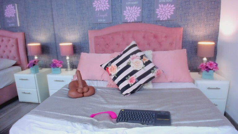 Samy_Rogers's Streamate show and profile