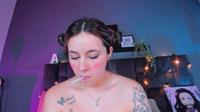 AmbarHiills's Streamate show and profile