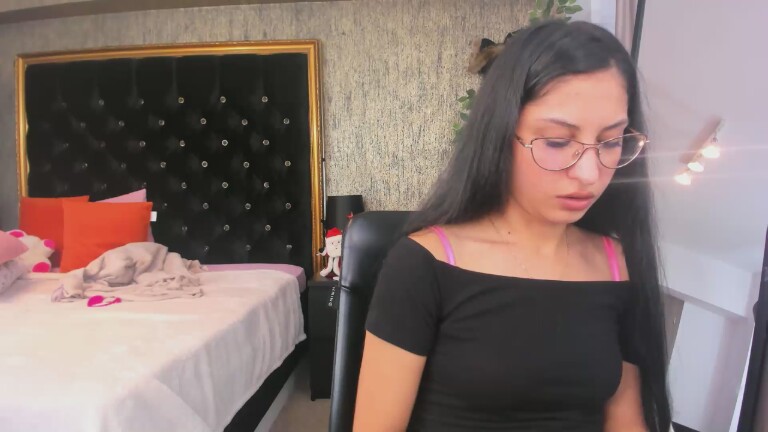 MelodyCruze's Streamate show and profile