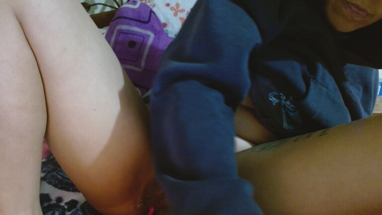 Lolaa888's Streamate show and profile