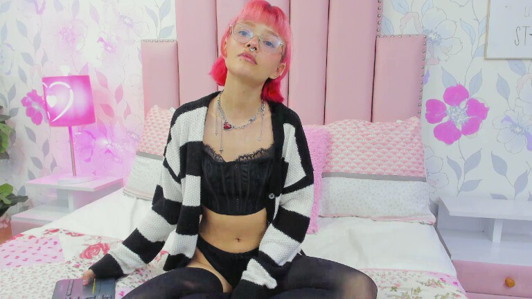 HikaryMiyamoto's Streamate show and profile