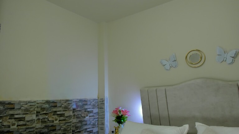 PamelaCortes19's Streamate show and profile