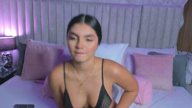 SamiLewis's Streamate show and profile