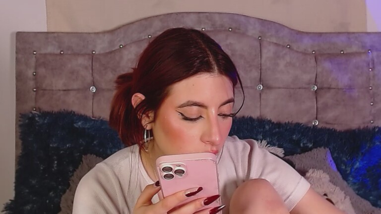 SophyMaiden's Streamate show and profile