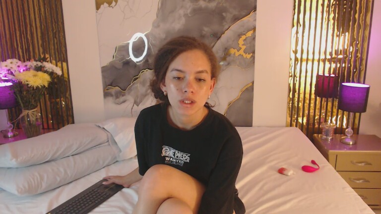 MiticaBrenner's Streamate show and profile