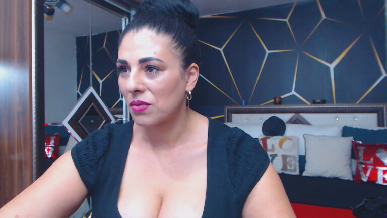 Curly_Sexy's Streamate show and profile