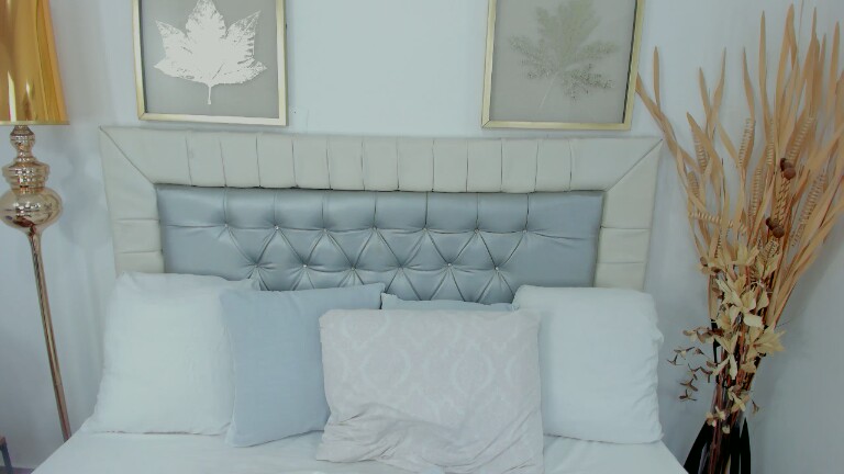 Aura_Velvet's Streamate show and profile