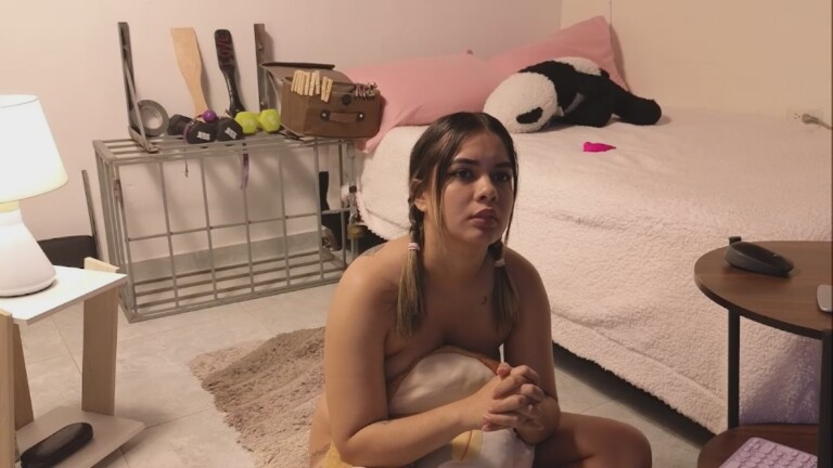 KattMyers's Streamate show and profile