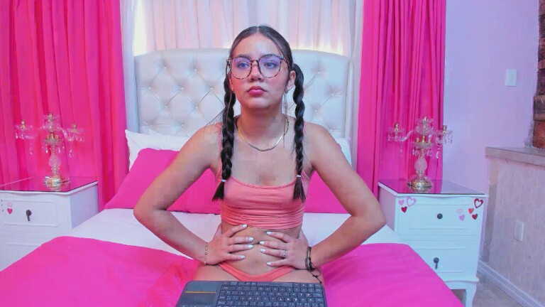 AlaskaRoss's Streamate show and profile