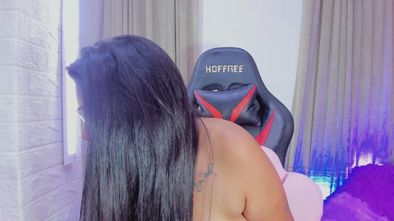 Nyra_Rose's Streamate show and profile