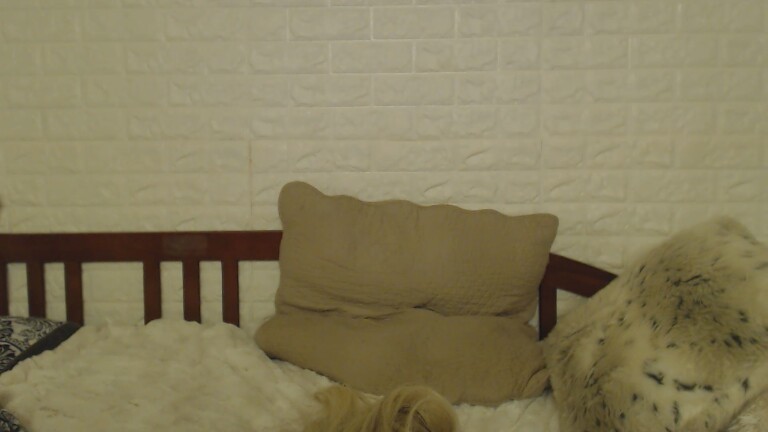 NikkiBender's Streamate show and profile