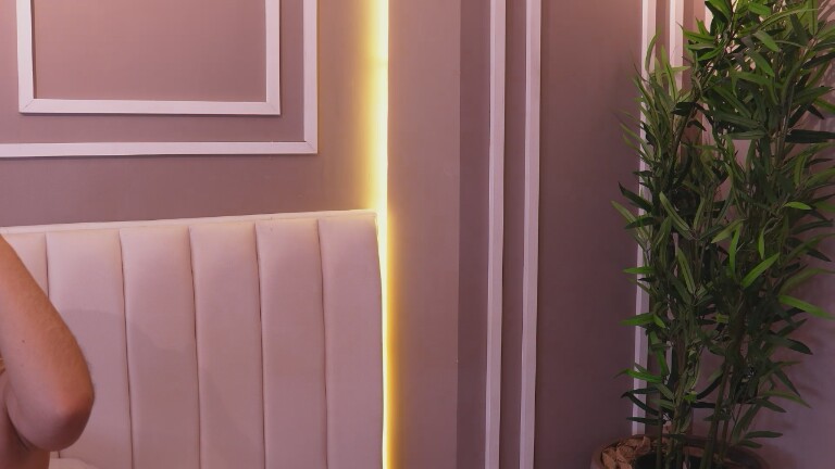 MeghanJadde's Streamate show and profile