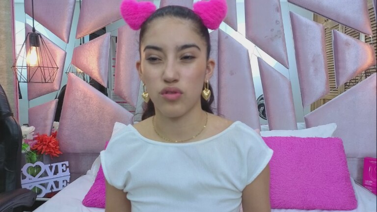 AbbyBenet's Streamate show and profile