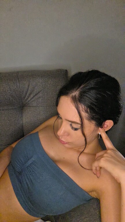 Cintyaleiner's Streamate show and profile