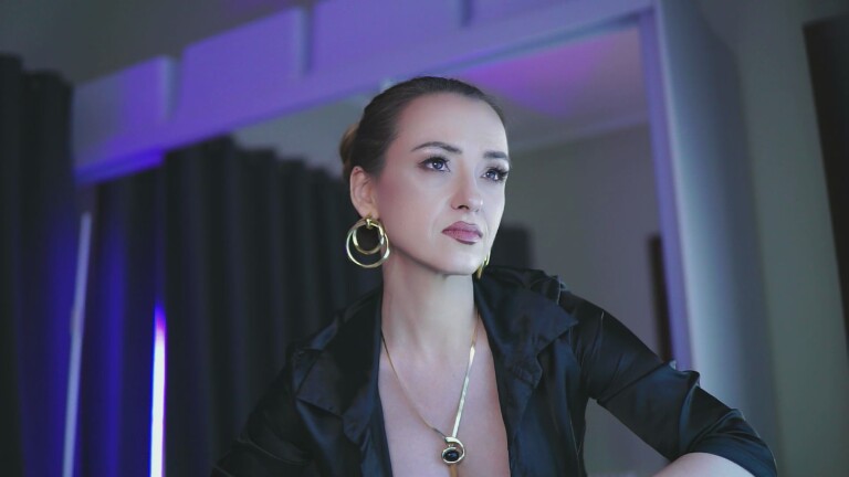 AvaReeves's Streamate show and profile