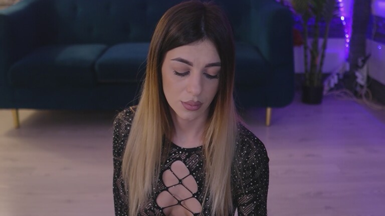 ItsIvyLicious's Streamate show and profile