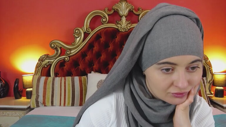 ANNALYAx's Streamate show and profile