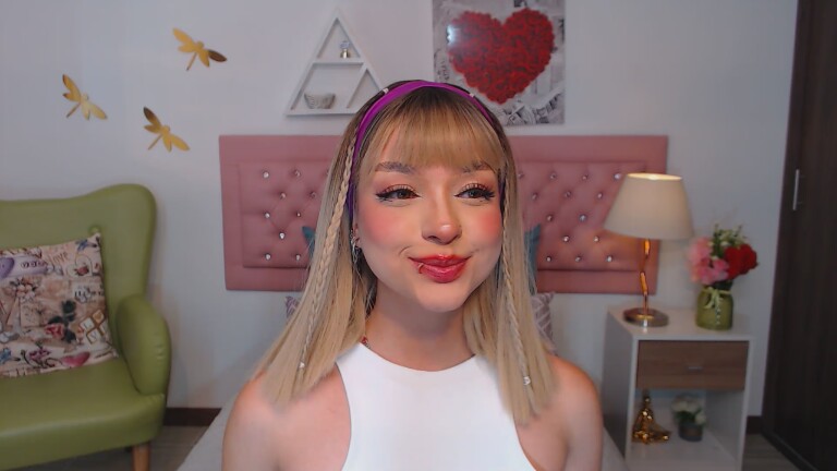 MaryMilan's Streamate show and profile