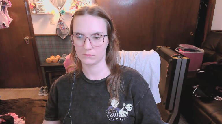 Alexa_voltage's Streamate show and profile