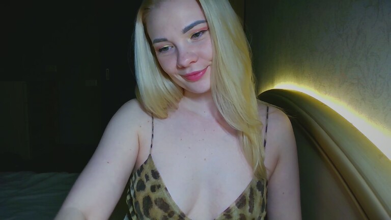 Tina_Candy's Streamate show and profile
