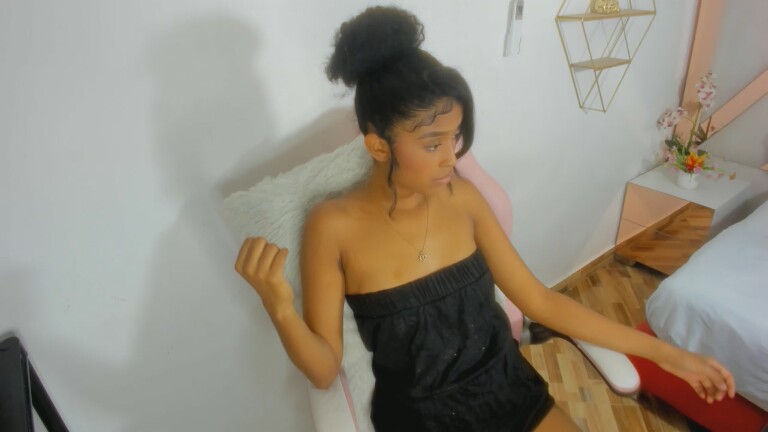 Vicky_Bloom's Streamate show and profile