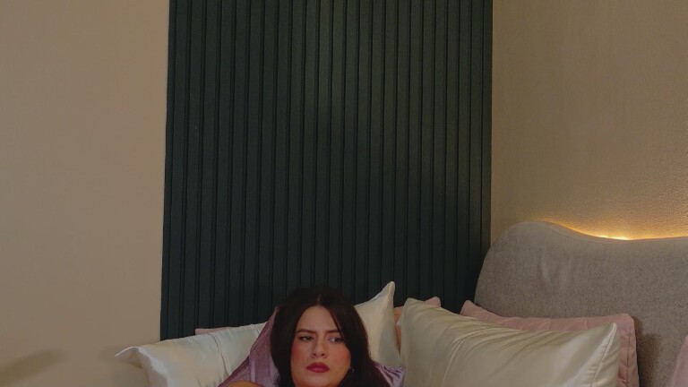 AlisBeckett's Streamate show and profile