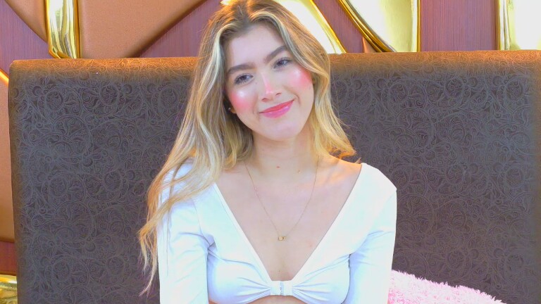 LauraFord's Streamate show and profile