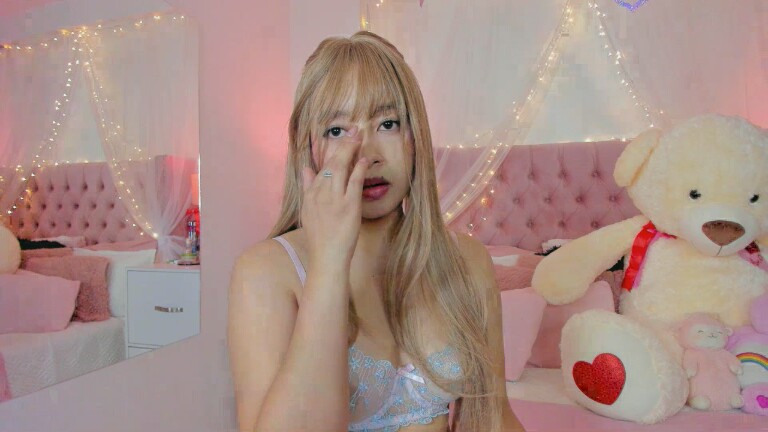 AlexandraWinterr's Streamate show and profile