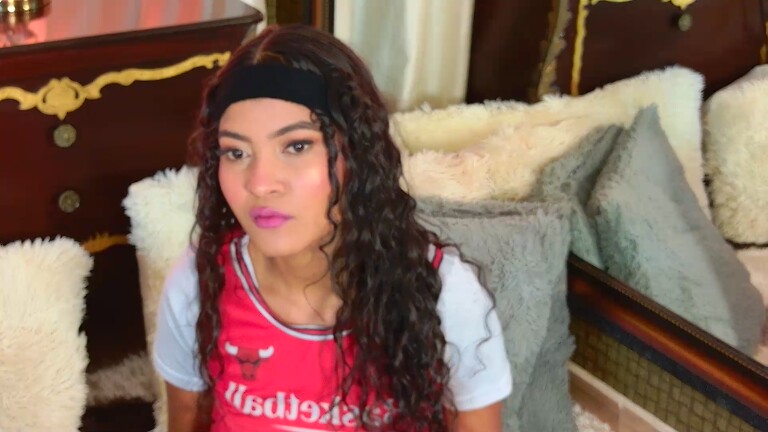 ValleryJohnson's Streamate show and profile