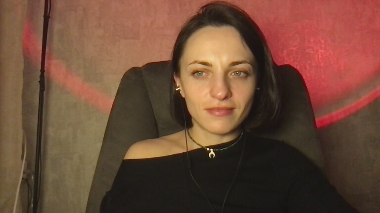 MrsHanna's Streamate show and profile