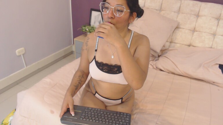 PaulinaColemann's Streamate show and profile