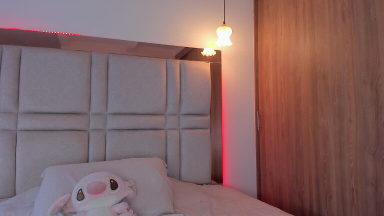 MacarenaEscobar27's Streamate show and profile