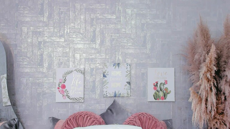 SaraBacker's Streamate show and profile