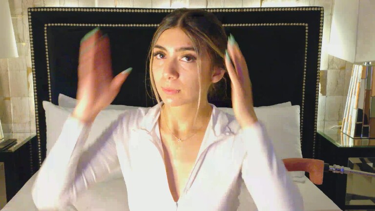 HollyLincon's Streamate show and profile